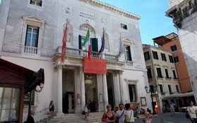 The Fenice Theater - Museums Venice